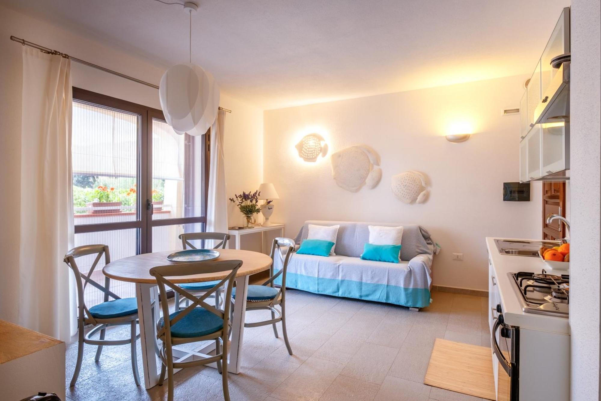 Orosei Home Holidays - I Fiori 외부 사진