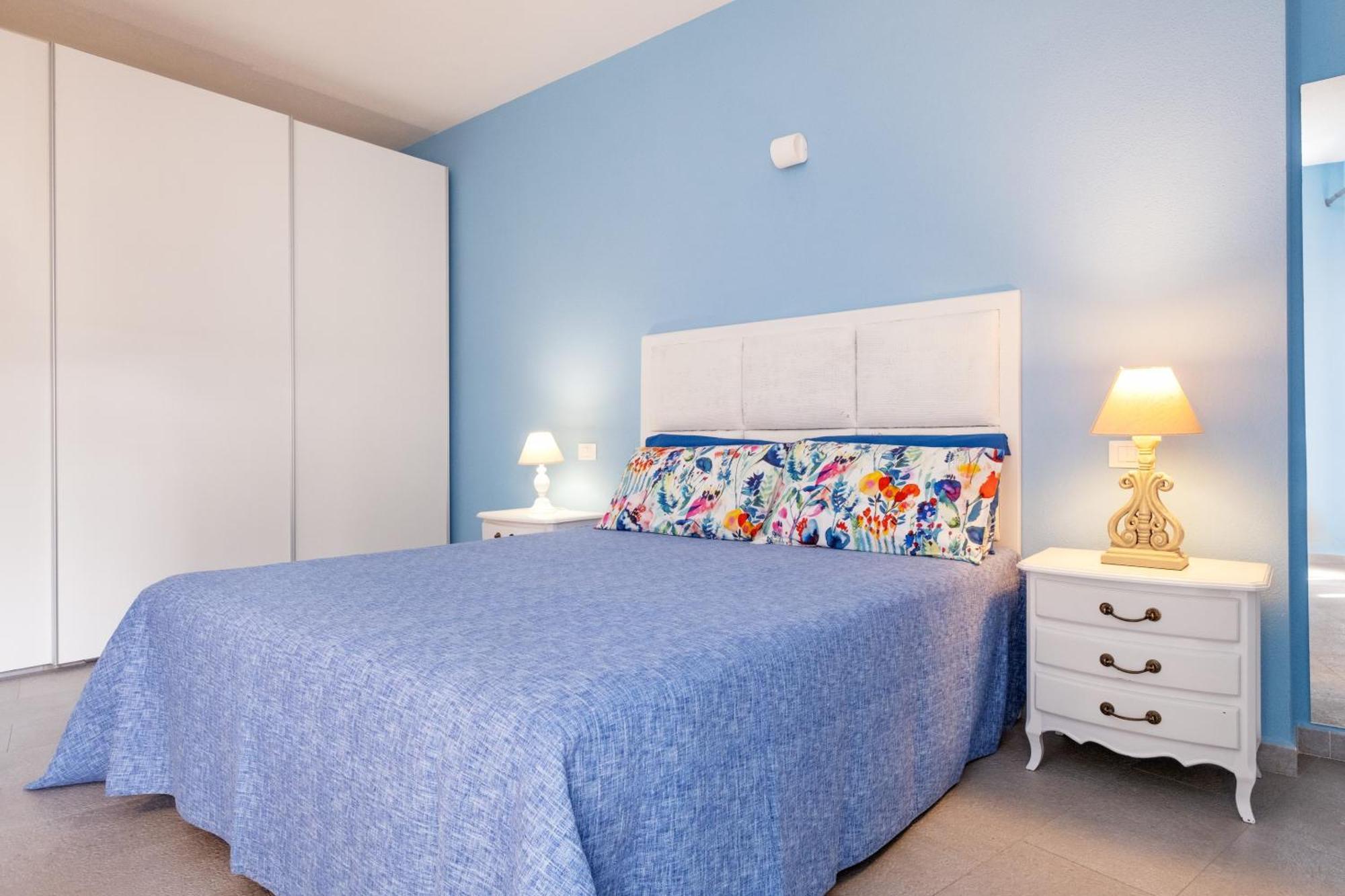 Orosei Home Holidays - I Fiori 외부 사진