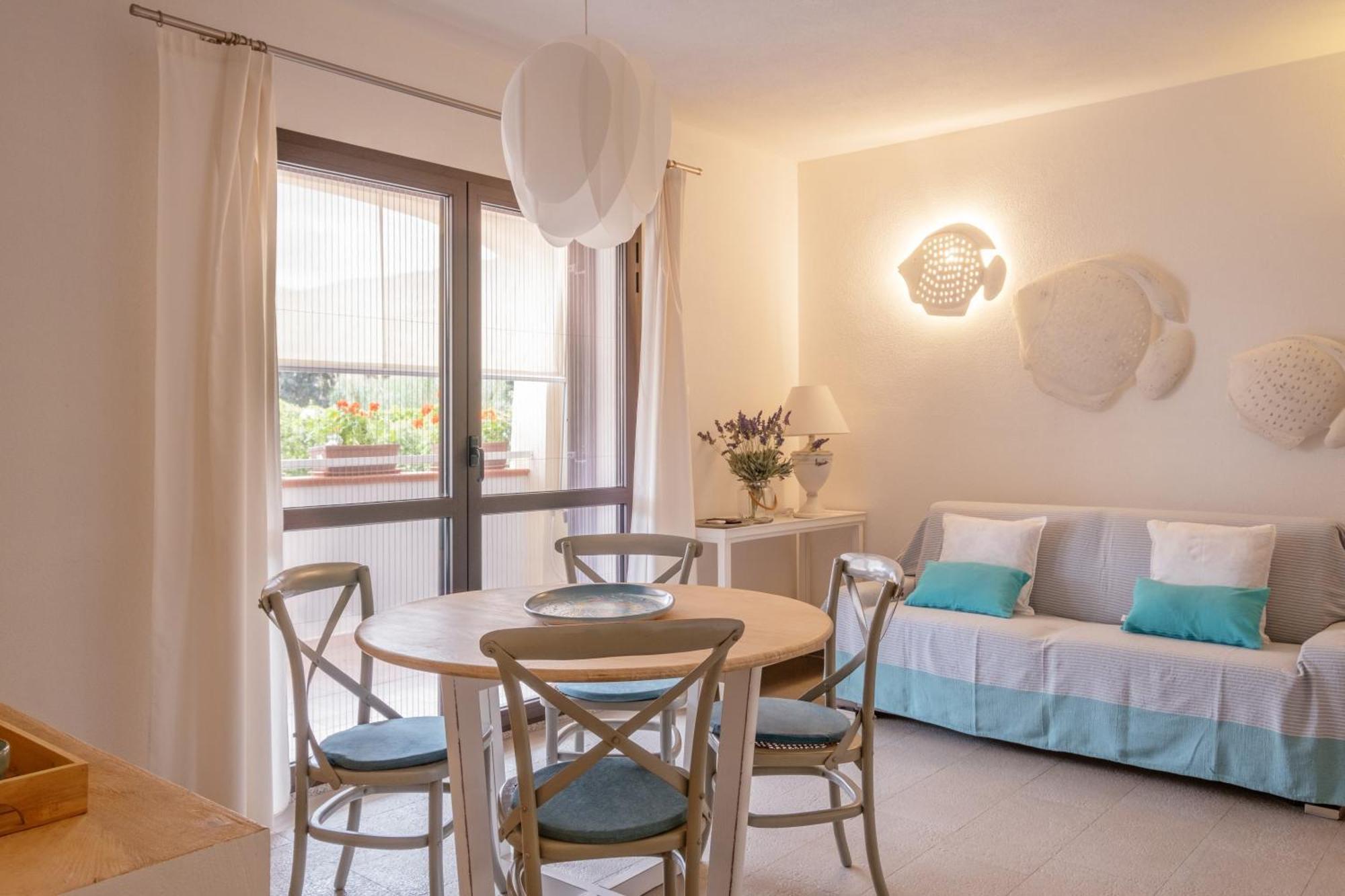 Orosei Home Holidays - I Fiori 외부 사진
